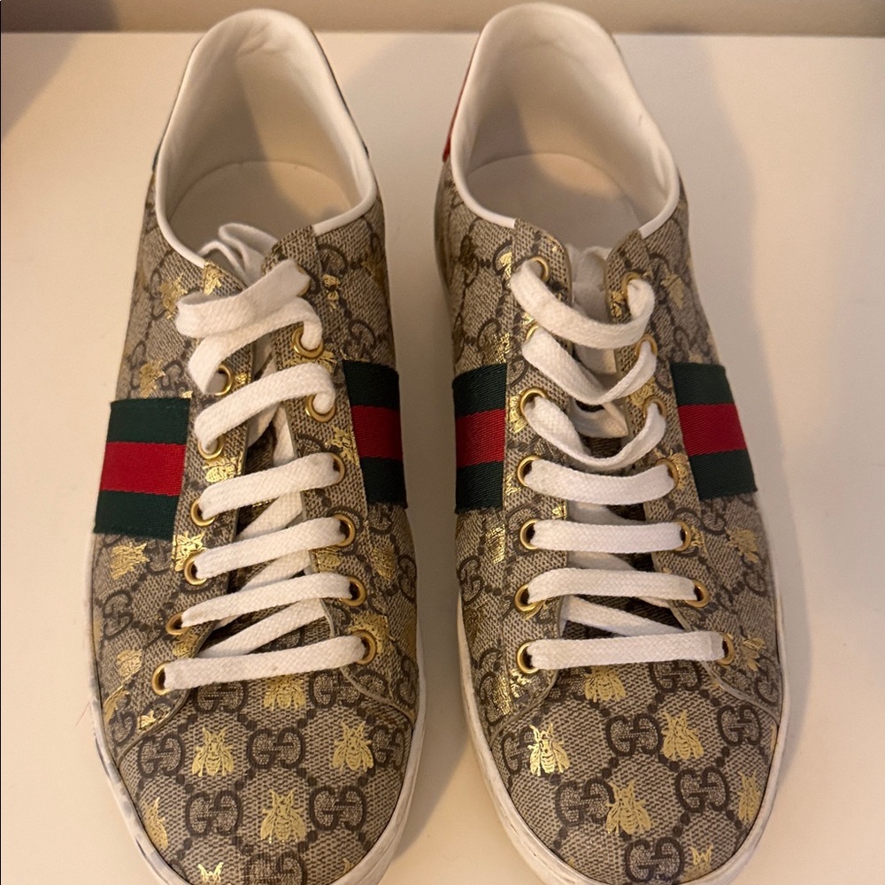 Gucci Beige Sneakers with Red and Green Accents